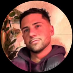 image de rosto de um testemunho